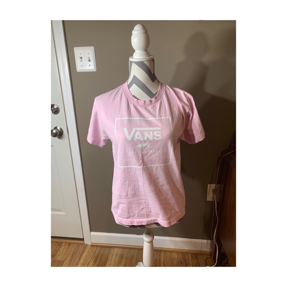 Basic Pink Vans t-shirt